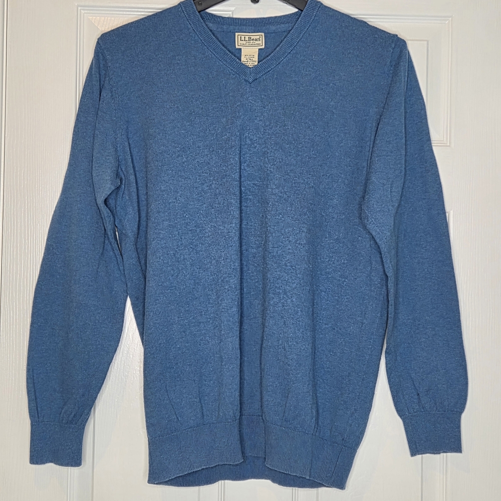 L.L. Bean Men's Classic Blue V-Neck Sweater